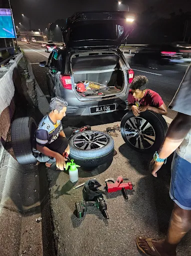 Tayar Pancit Ekspres 24 Jam